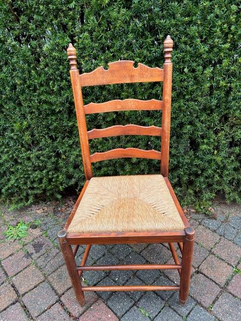 Stoel biezen gemat zitgedeelte H48 rugleuning H 109, Antiek en Kunst, Ophalen