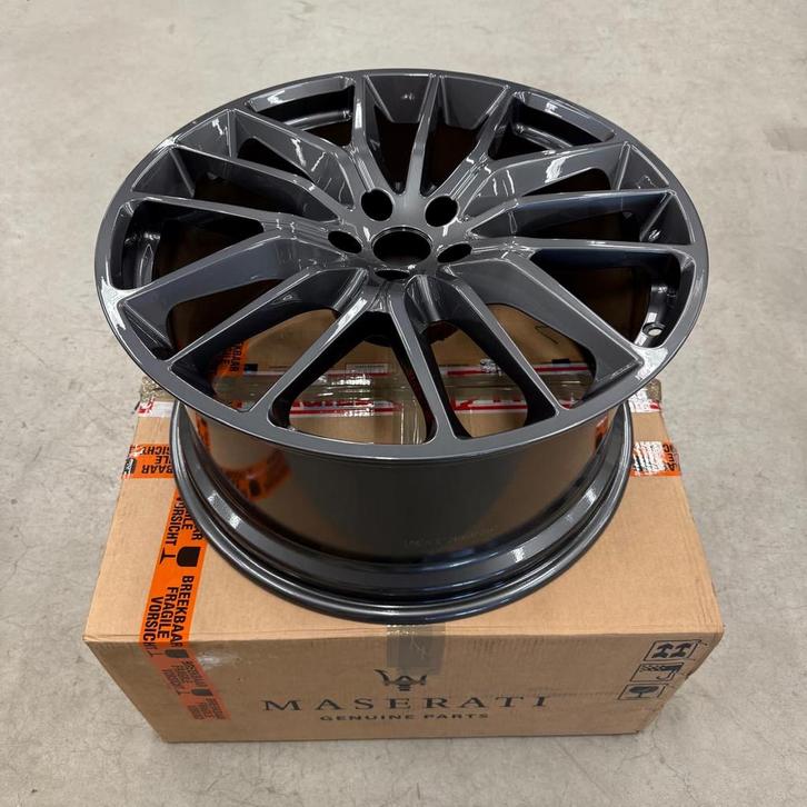 Maserati Quattroporte VI achter velg 21”, Auto-onderdelen, Banden en Velgen, Velg(en), Zomerbanden, 21 inch, Personenwagen, Nieuw