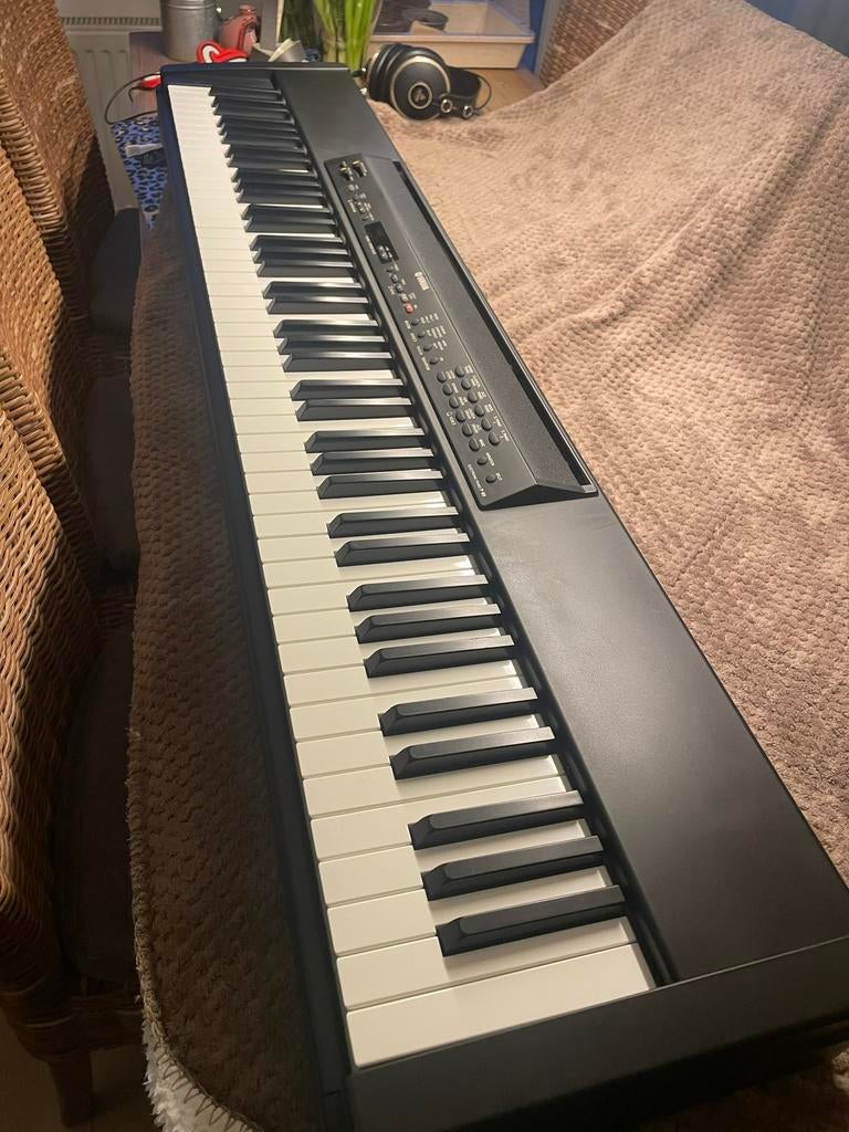 Gereviseerde Yamaha P80 stagepiano, Muziek en Instrumenten, Ophalen, Gebruikt, Zwart