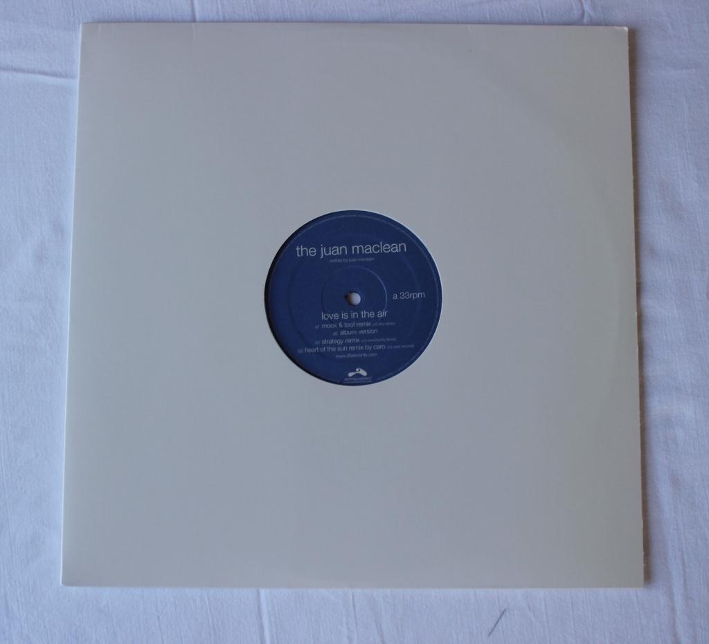 the Juan Maclean - love is in the air, Ophalen of Verzenden, Gebruikt, 12 inch, Pop