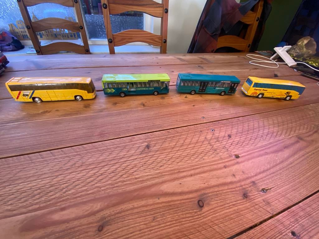 Set van 4 modelbussen - Connexxion, Express Bus, Bodo, Hobby en Vrije tijd, Overige merken, Gebruikt, 1:50 of kleiner, Overige typen