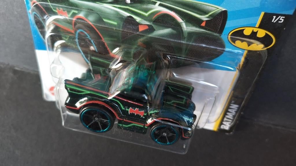 Batman Batmobile Tooned 1:64 3inch Hotwheels Pol, 1186 MJ 1 NL, Auto, Verzenden, Nieuw