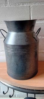 Decoratieve metalen melkbus/vaas - Zwart, Overige materialen, Gebruikt, Zwart, Ophalen of Verzenden