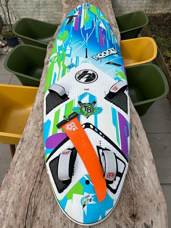 Tabou Rocket 135 - Zo goed als nieuw, Watersport en Boten, Windsurfen, Zo goed als nieuw, Plank, Minder dan 250 cm, Met vin(nen)