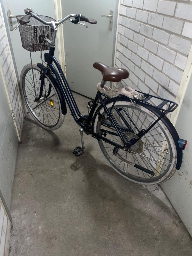 Damesfiets met 6versnellingen en handremmen en een fietsmand, 47 tot 51 cm, Ophalen, Jaren '60 of nieuwer