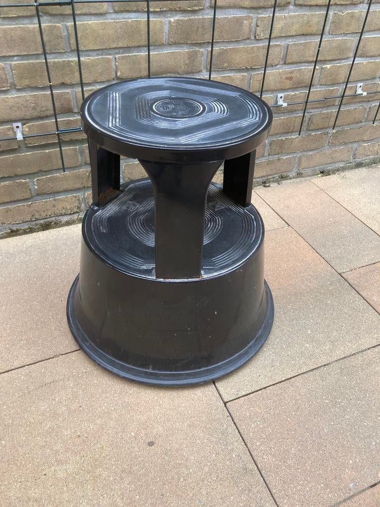 Opstap / olifanten poot, Ophalen, Zo goed als nieuw, Hout