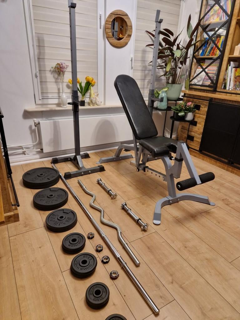 halterbankje haltesteunen stangen en gewichten, Sport en Fitness, Fitnessmaterialen, Ophalen, Zo goed als nieuw, Fitnessbank