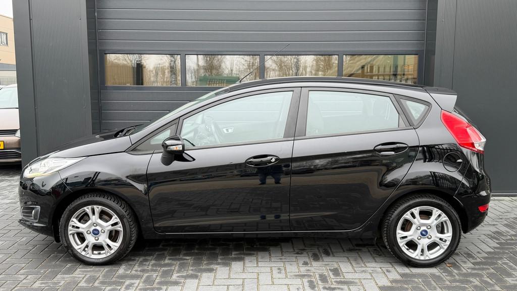 Ford Fiesta 1.0 Style Ultimate Airco|Navi|PDC, Auto's, Ford, Voorwielaandrijving, Euro 6, 525 kg, Bedrijf