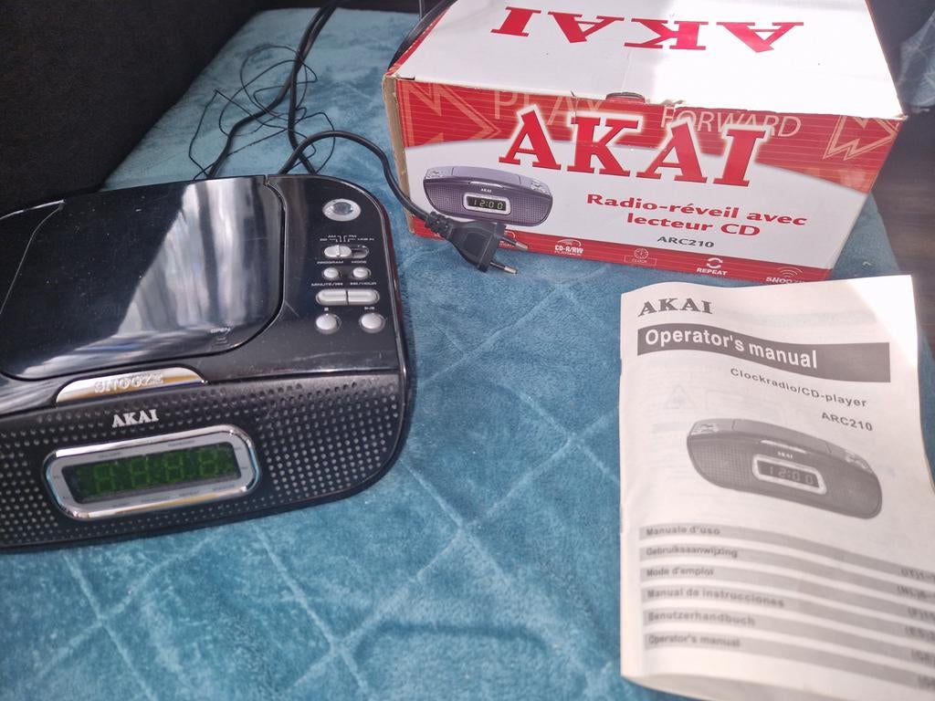 Akai crc210 klokradio/cd, Ophalen of Verzenden, Zo goed als nieuw