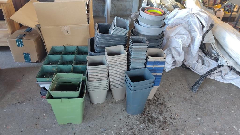 Gratis kweekpotjes verschillende maten, Tuin en Terras, Ophalen, Gebruikt