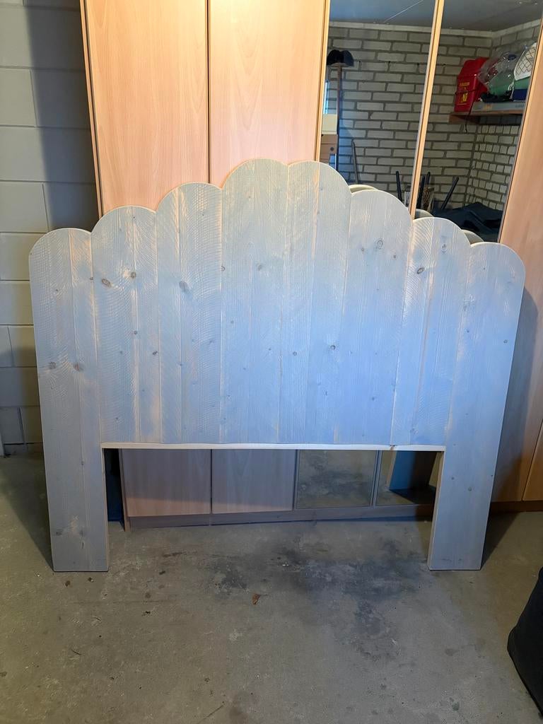 Uniek Hoofdbord voor Bed - Wolkendesign, Ophalen, Tweepersoons, Zo goed als nieuw, Overige maten