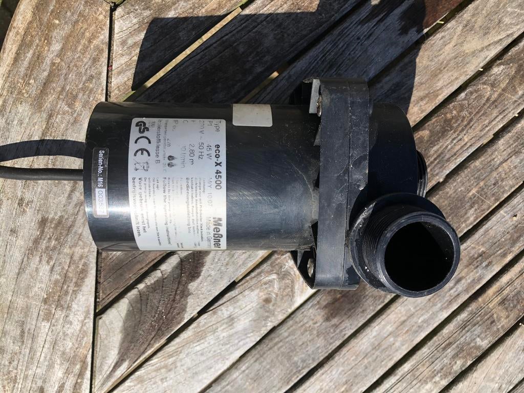 Eco X 4500 Vijverpomp - Krachtige en Efficiënte Waterpomp, Ophalen of Verzenden, Gebruikt, Vijverpomp