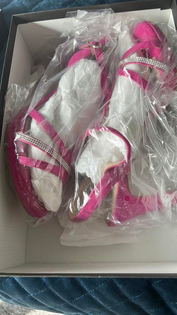Nieuwe open schoenen/sandaaltjes maat 39 van Stefano Lauran, Kleding | Dames, Schoenen, Nieuw, Roze, Sandalen of Muiltjes, Ophalen of Verzenden