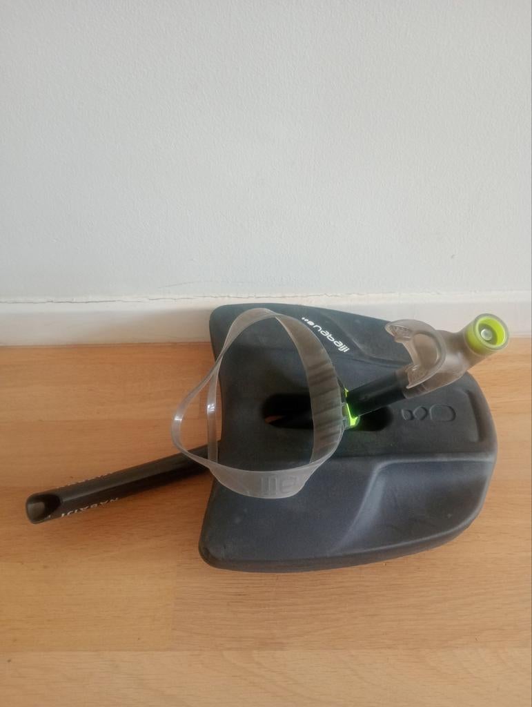 Nabaiji Snorkel met zwemplankje - Gebruikt, Watersport en Boten, Snorkelen, Ophalen of Verzenden, Gebruikt, Snorkel-accessoires