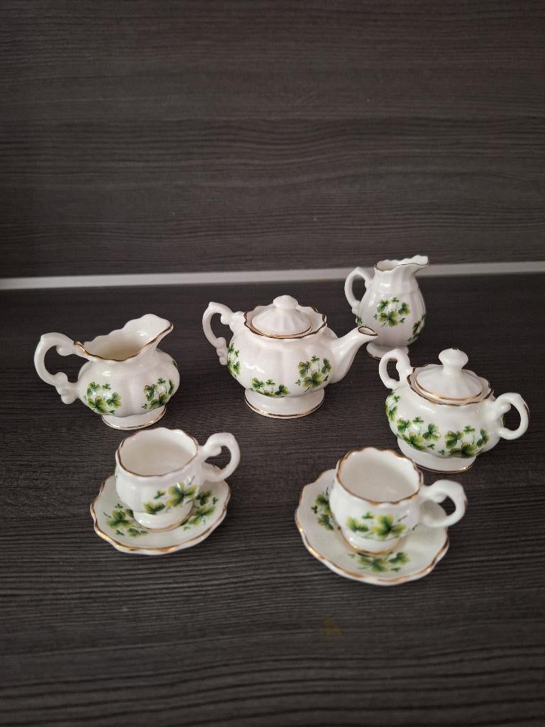 mini serviesje porselein, Ophalen of Verzenden