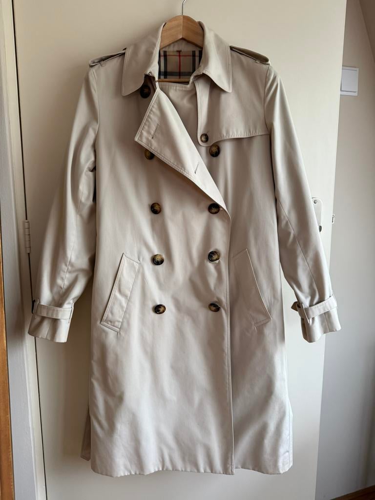 BURBERRY TRENCHCOAT MAAT 38, Kleding | Dames, Jassen | Zomer, Ophalen of Verzenden, Zo goed als nieuw, Maat 38/40 (M), Beige