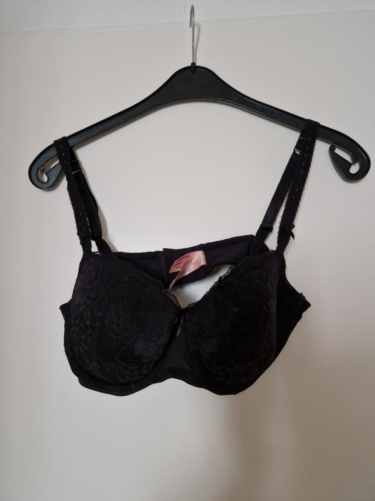Hunkemoller bh beha maat 80e 80 e zwart kant, Ophalen of Verzenden, Zwart, BH