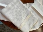 Groot linnen tafelkleed met 6 servetten, Huis en Inrichting, Ophalen of Verzenden, Gebruikt, Rechthoek, Binnen