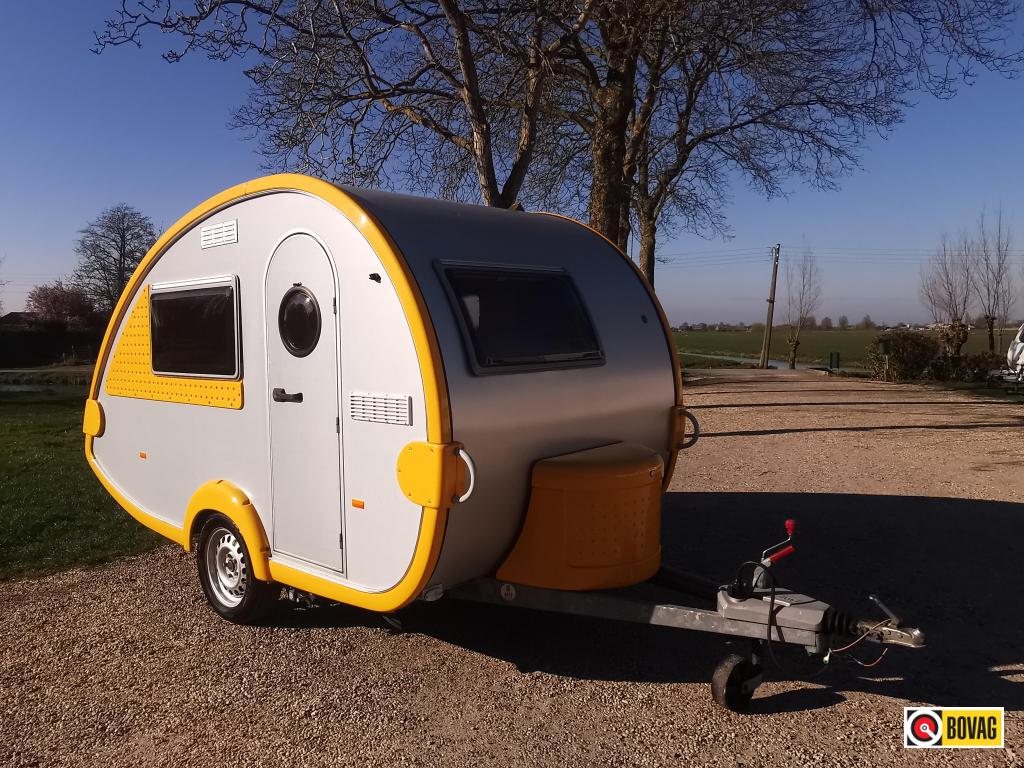 T@B T@B 320, Caravans en Kamperen, Caravans, tot en met 2, 500 - 750 kg, Standaardzit, T@b, Lengtebed, Overige typen, tot 4 meter