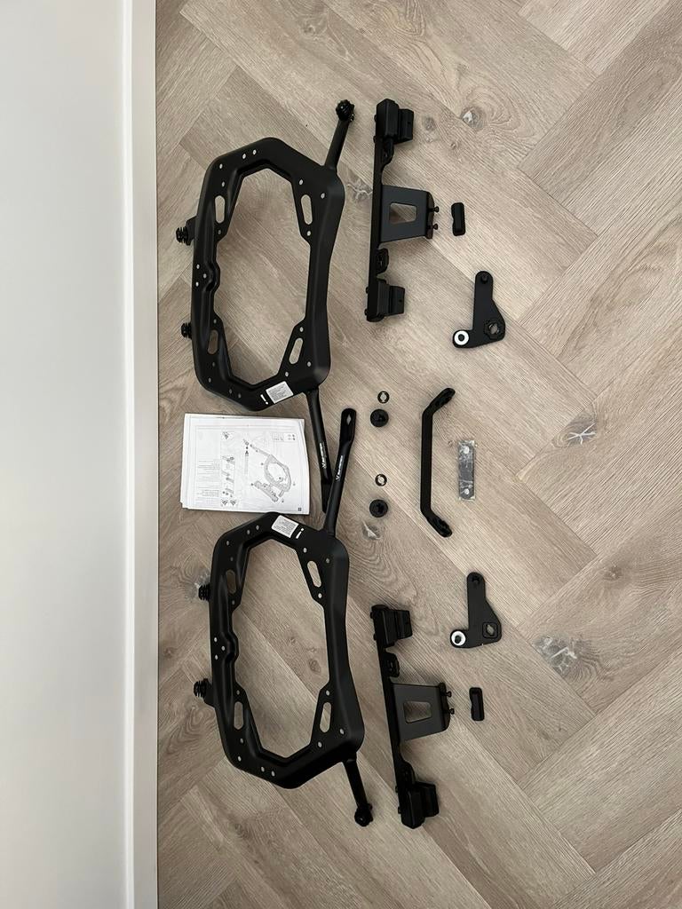 SW-Motech zijkofferrek voor Yamaha Tracer 900 GT (RN57), Motoren, Accessoires | Koffers en Tassen, Ophalen of Verzenden, Zo goed als nieuw