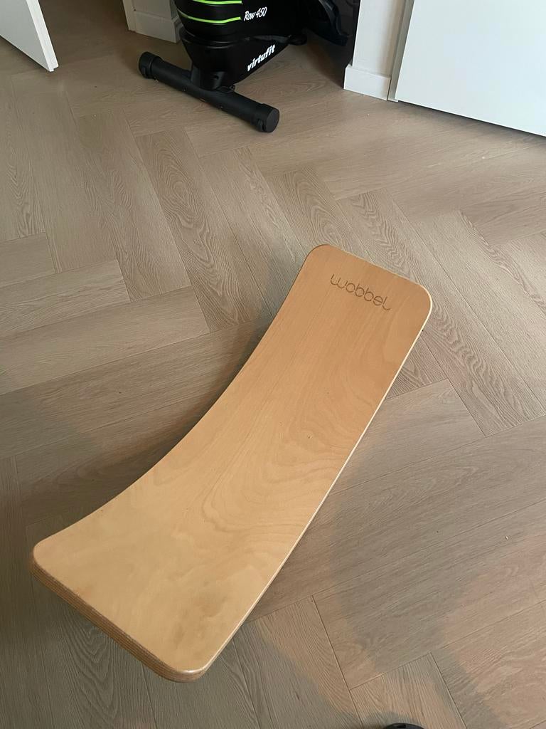 Wobbel bord met saliegroen vilt, Ophalen, Gebruikt, Jongen of Meisje