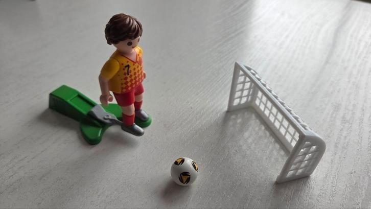 Playmobil voetballer met doel., Ophalen of Verzenden, Gebruikt