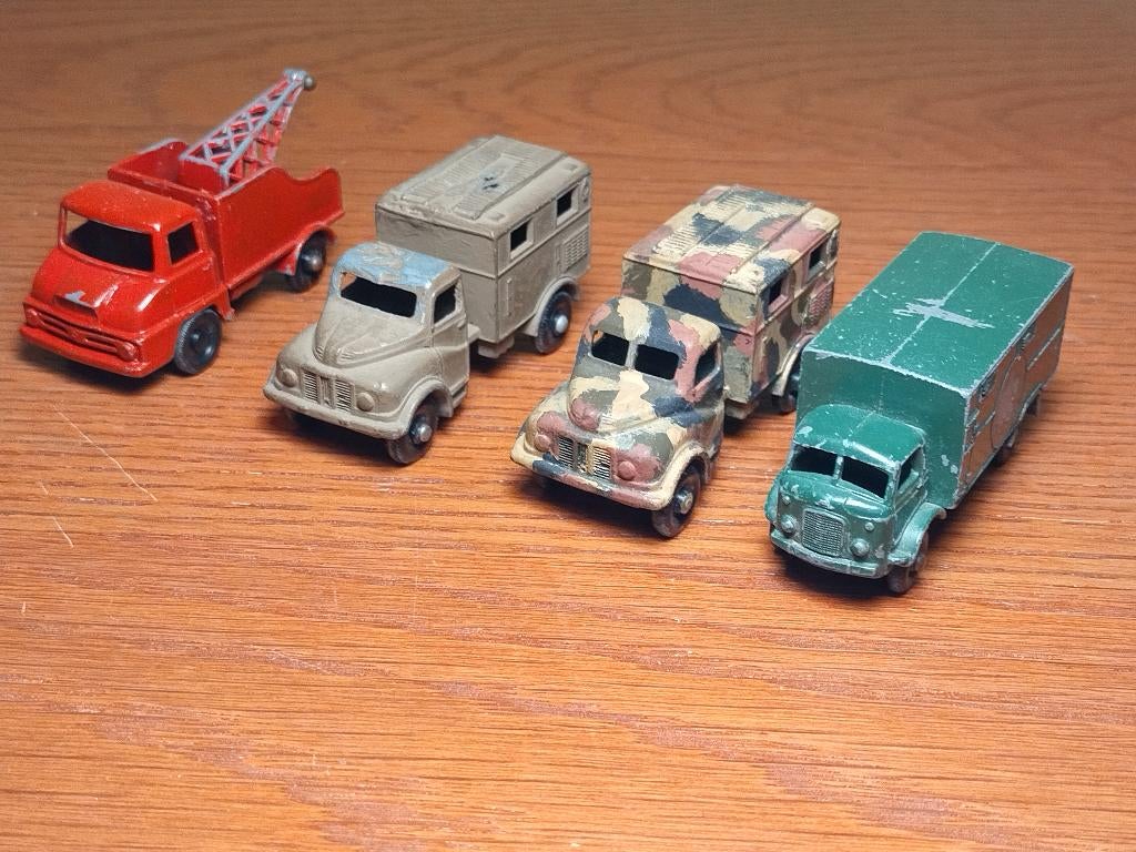 Matchbox Lesney - Vier vrachtwagentjes, Ophalen of Verzenden, Gebruikt, Bus of Vrachtwagen, Lesney