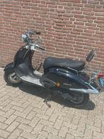Mooie scooter voor de handige harry, Ophalen, Zo goed als nieuw, Benzine, Overige merken