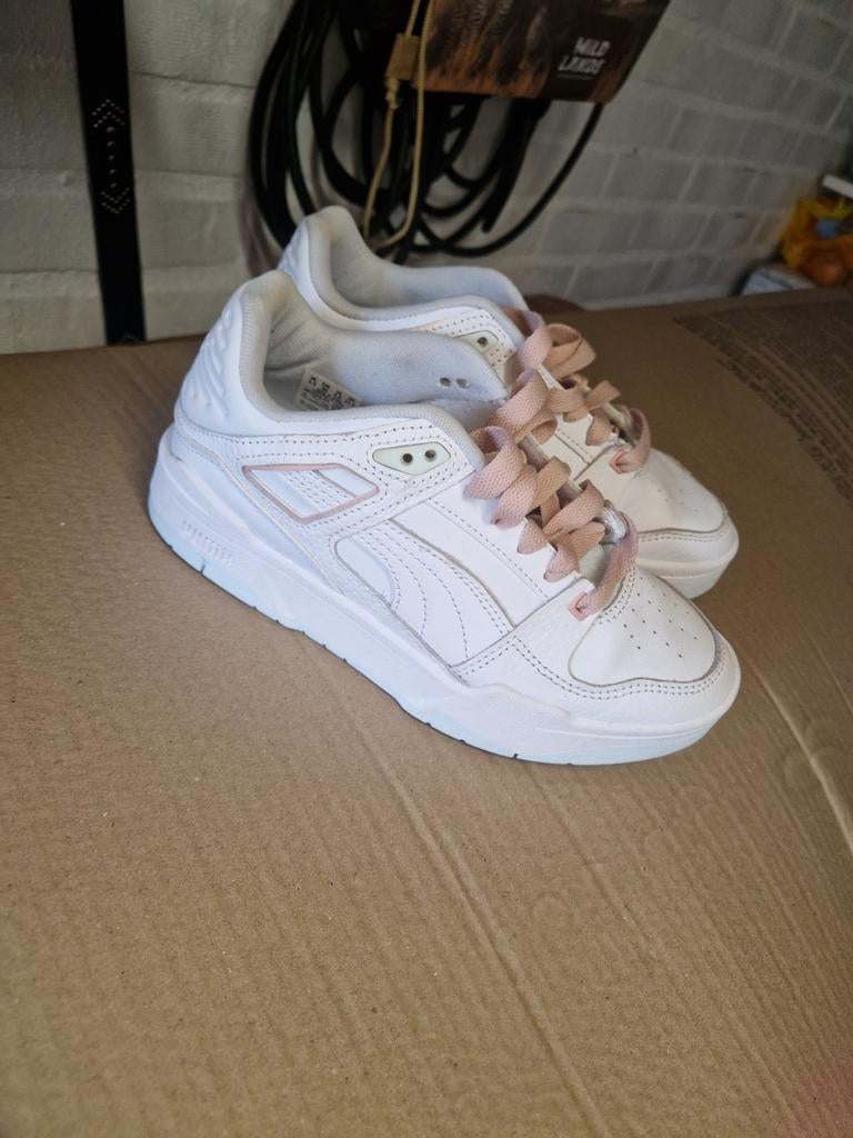 Bijna nieuwe pumas maat 36, Ophalen of Verzenden, Zo goed als nieuw, Schoenen