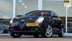 Alfa Romeo Giulietta 1.4 T 170pk Distinctive Clima Trekhaak, Auto's, Alfa Romeo, Voorwielaandrijving, Euro 5, Stof, Gebruikt