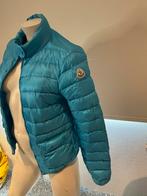 Moncler gewatteerd zomer jasje met embleem maat 1, Blauw, ., Moncler, Nieuw