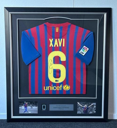 Gesigneerd FC Barcelona shirt door Xavi, Verzamelen, Sportartikelen en Voetbal, Nieuw, Shirt, Buitenlandse clubs, Ophalen of Verzenden