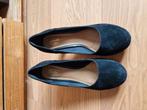 Zwarte suède pumps van Clarks mt 40.5, Kleding | Dames, Schoenen, Verzenden, Zwart, Zo goed als nieuw, Clarks