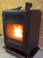 Pelletkachel MCZ Cute M+ 8 kw met afstandsbediening, Ophalen, Zo goed als nieuw, Hout, Pelletkachel