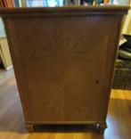 antieke naaimachine in kast met een afbeelding, Antiek en Kunst, Antiek | Naaimachines, Ophalen