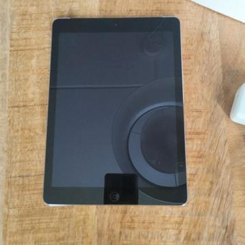 Apple iPad Air (A1475) - 16GB - Space Gray - WiFi beschikbaar voor biedingen