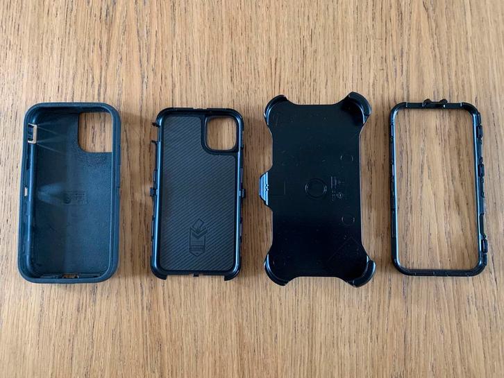 Otterbox Defender Case - Phone 11, Telecommunicatie, Mobiele telefoons | Hoesjes en Frontjes | Apple iPhone, Zo goed als nieuw