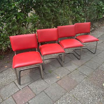 Vintage leder stoelen rood met chrome poten 4 stuks beschikbaar voor biedingen
