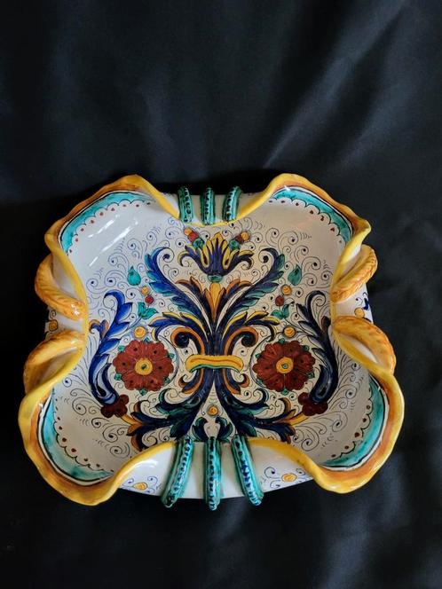 vintage schaal van ARS Artigiana uit Deruta Italië, Antiek en Kunst, Antiek | Keramiek en Aardewerk, Ophalen of Verzenden