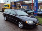 Volvo V70 2.4 D5 Edition verbruikt olie, recente distributie, Auto's, Voorwielaandrijving, 15 km/l, 1535 kg, Zwart