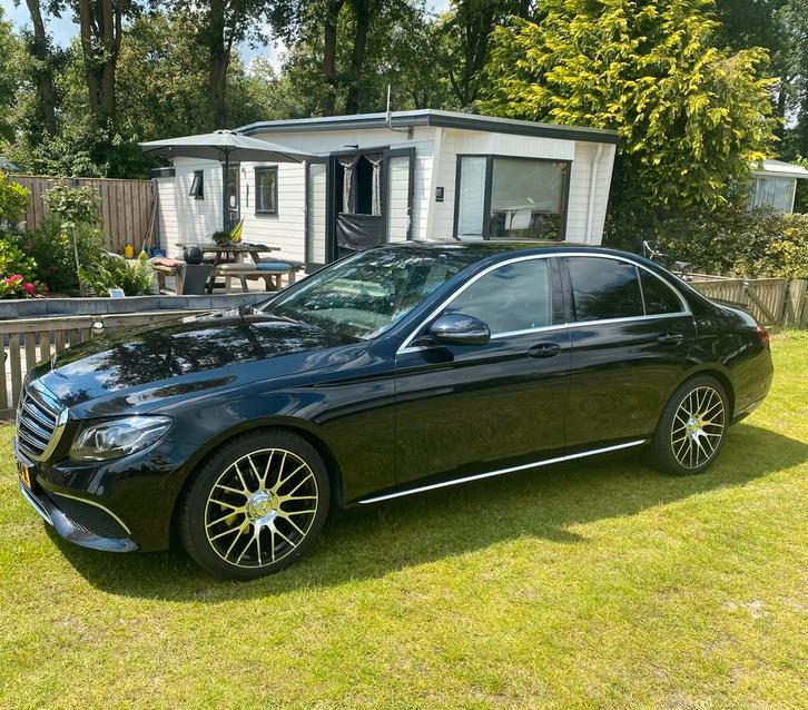Mercedes-Benz E-Klasse 2.0 E220 D Sedan AUT 2016 Zwart, Auto's, Mercedes-Benz, Particulier, E-Klasse, Diesel, Euro 6, B, Sedan
