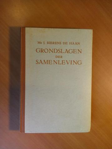 Bierens de Haan, Mr. J. Grondslagen der samenleving beschikbaar voor biedingen