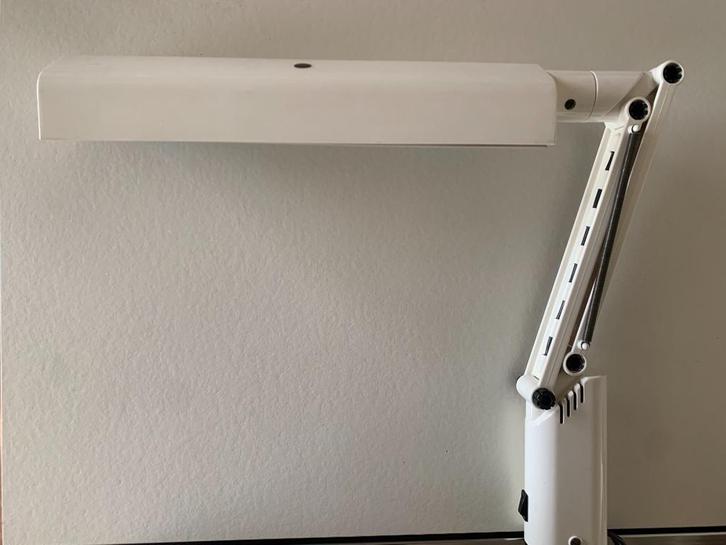 Lucifer Burolamp / Fagerhults A&E Design aangeboden, Huis en Inrichting, Lampen | Tafellampen, Gebruikt, Minder dan 50 cm, Kunststof