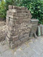 Gratis af te halen! Waaltjes, bandjes, stenen, Tuin en Terras, Ophalen, Gebruikt, Beton, Klinkers
