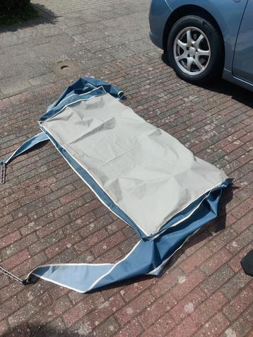 deurluifel 140x70 voor caravan beschikbaar voor biedingen