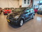Toyota Aygo 1.0-12V Access, Voorwielaandrijving, Euro 5, Gebruikt, 4 stoelen