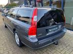 Volvo V70 2.4 Momentum Automaat 170PK, Gebruikt, Zwart, Leder en Stof, 2435 cc