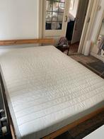 Ikea Vesteröy Matras & Neiden Bedframe, Ophalen, Gebruikt, Bruin, Tweepersoons