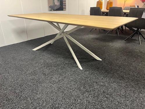 Naturel eiken eettafel met wit metalen poot 240x100cm, Huis en Inrichting, Tafelonderdelen, Zo goed als nieuw, 200 cm of meer