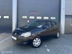 Volkswagen Polo 1.4-16V Comfortline ✓Airco ✓Nw APK, Voorwielaandrijving, Stof, Gebruikt, Zwart